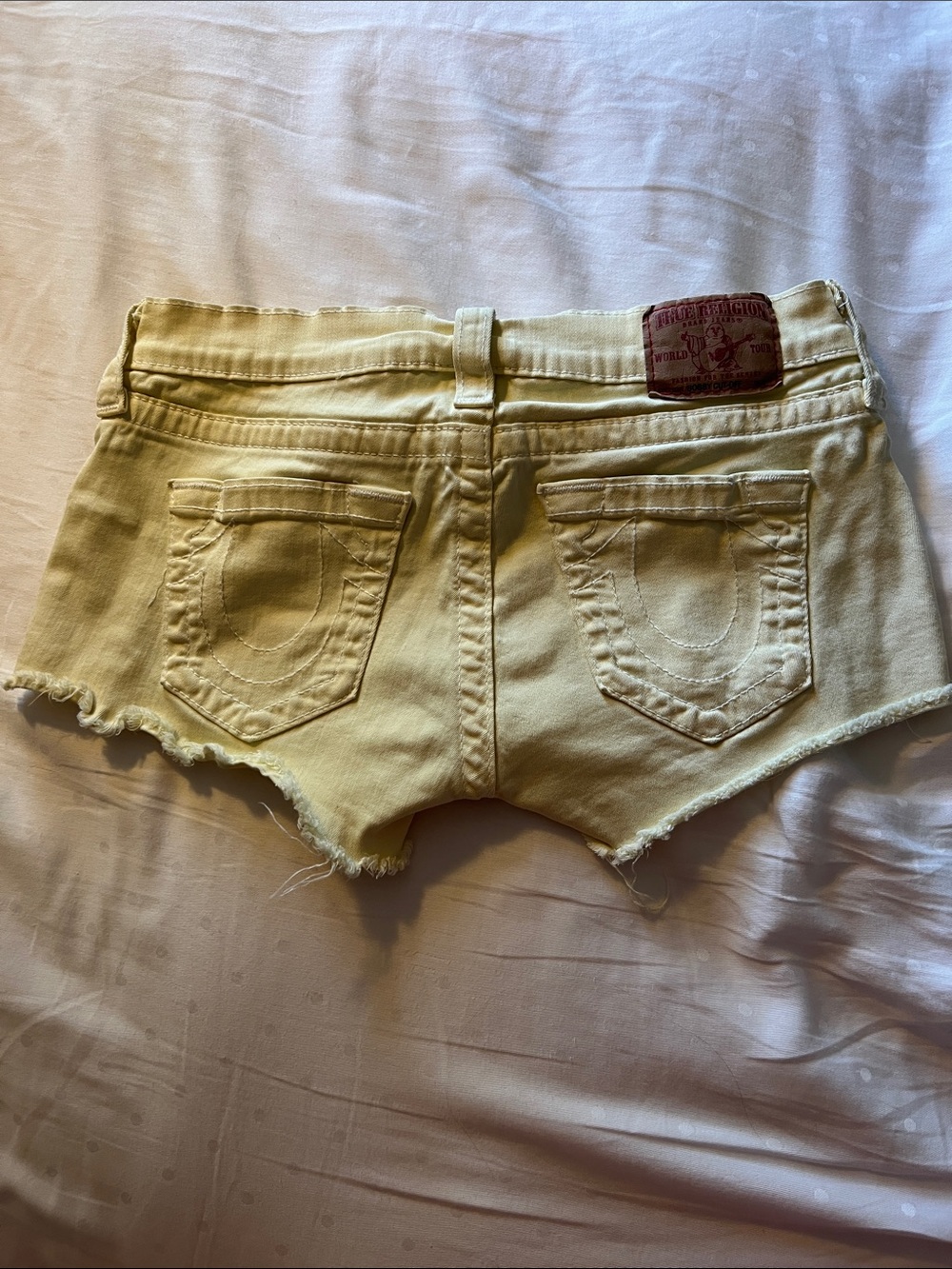 True Religion Bobby Cut-Off Yellow Size 26 Made in USA